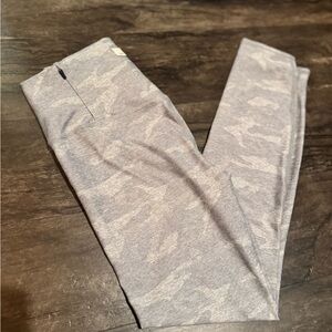 Gray viuori Camouflage Leggings
